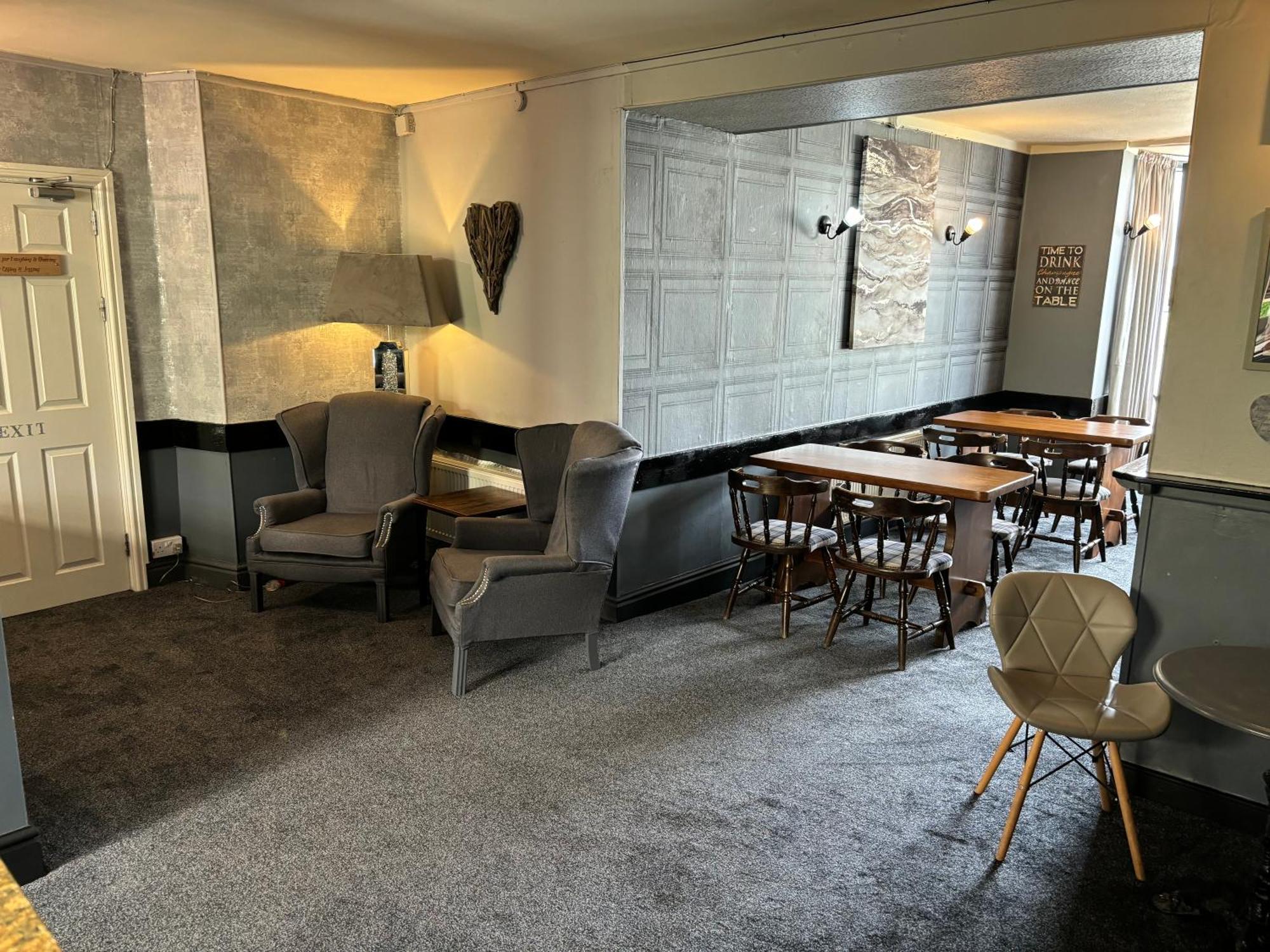 The Queens Hotel Harlech Bagian luar foto